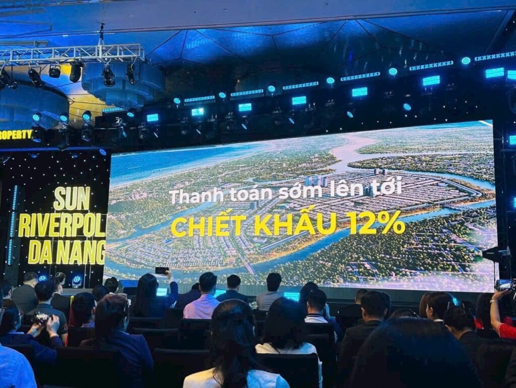 Townhouse Nguyễn Phước Lan, Villa mặt sông