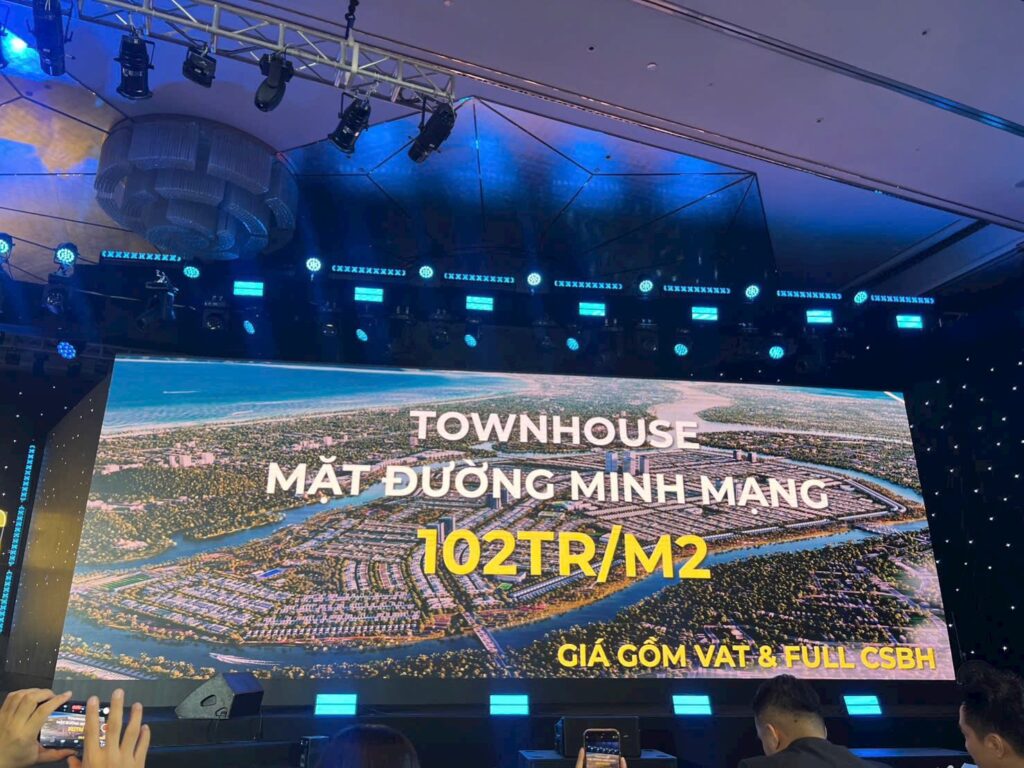 Townhouse Nguyễn Phước Lan, Villa mặt sông